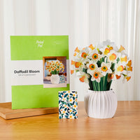 Daffodil-Bloom-paper-pop-up-bouquet-of-white-and-golden-daffodils-—-PetalPal