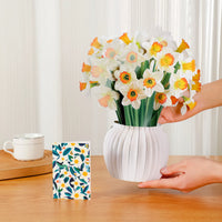 Daffodil-Bloom-paper-pop-up-bouquet-of-white-and-golden-daffodils-—-PetalPal